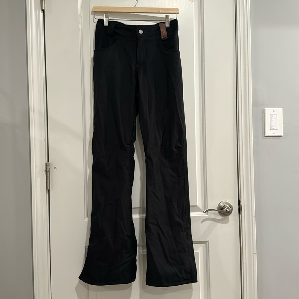 Women’s Black Holden snowboarding or ski pants - size medium slim fit boot cut